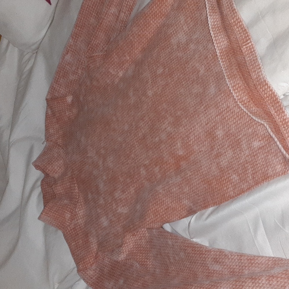 Aeropostale seamless orange tie dye turtleneck